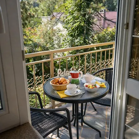 Apartmanhazak Miro Haz Apartment *